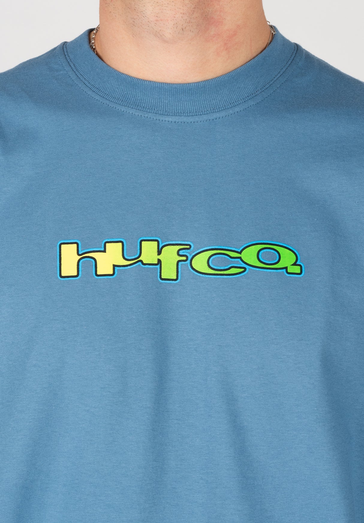 Club House slate-blue Close-Up1