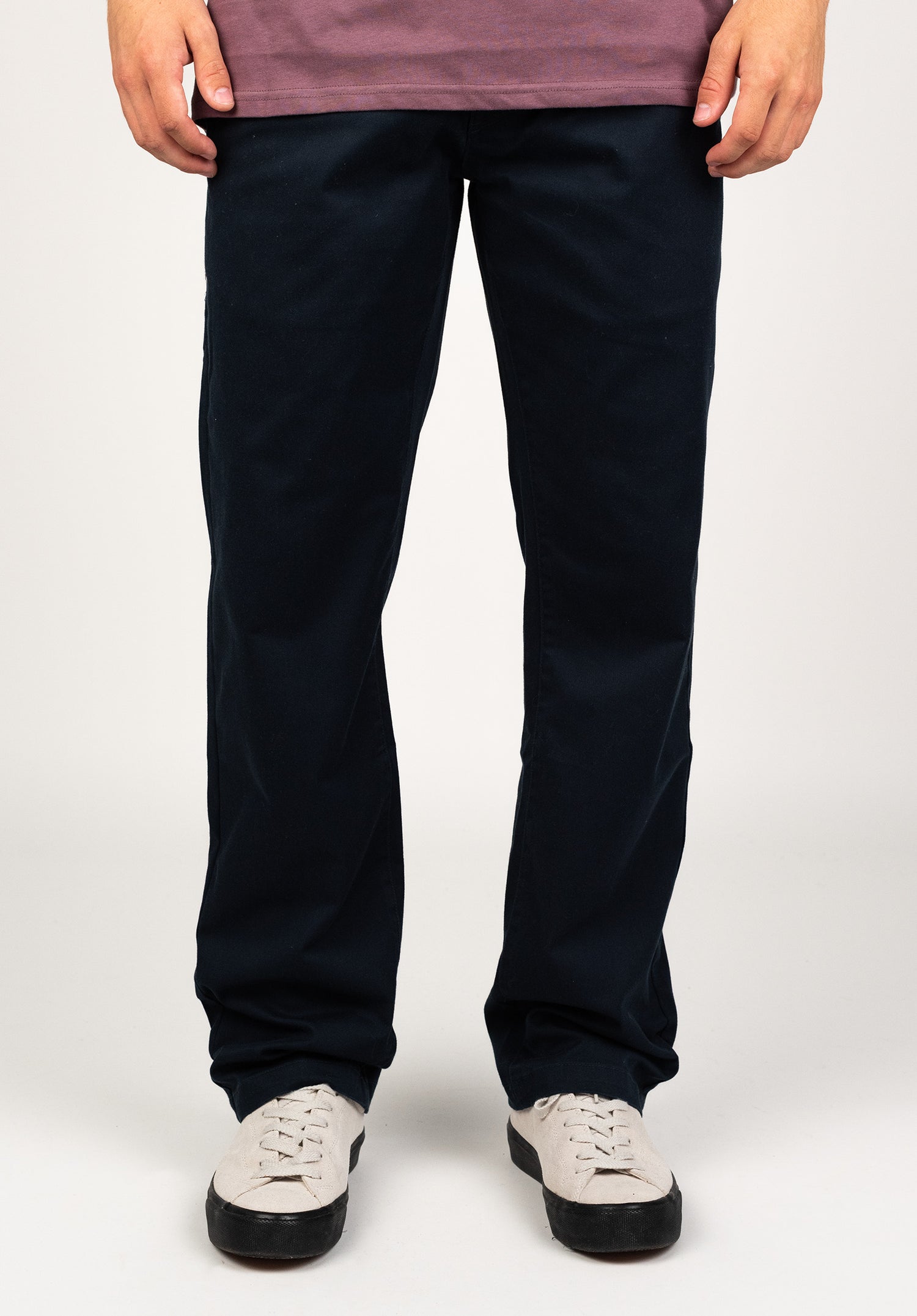 Janik|1,80|32*32 Zoom Image