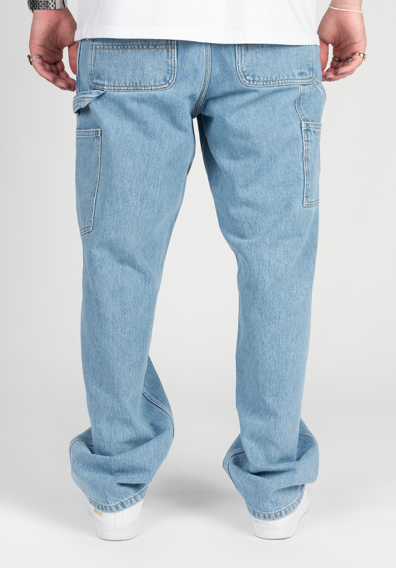 Andre|1.92|34 Zoom Image