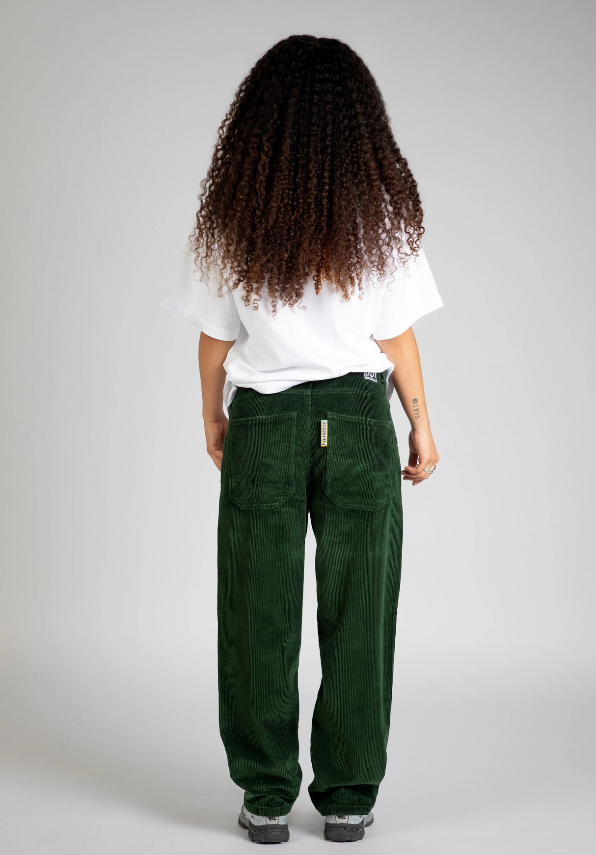 X-tra Baggy Cord forestgreen Closeup1