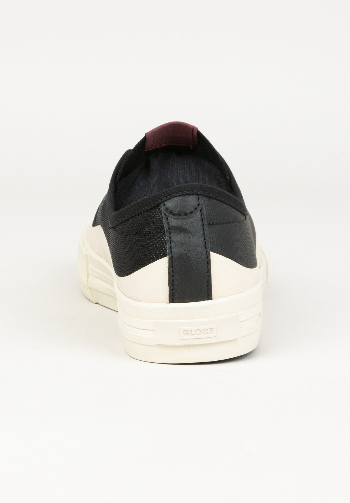 Gillette black-cream Seitenansicht