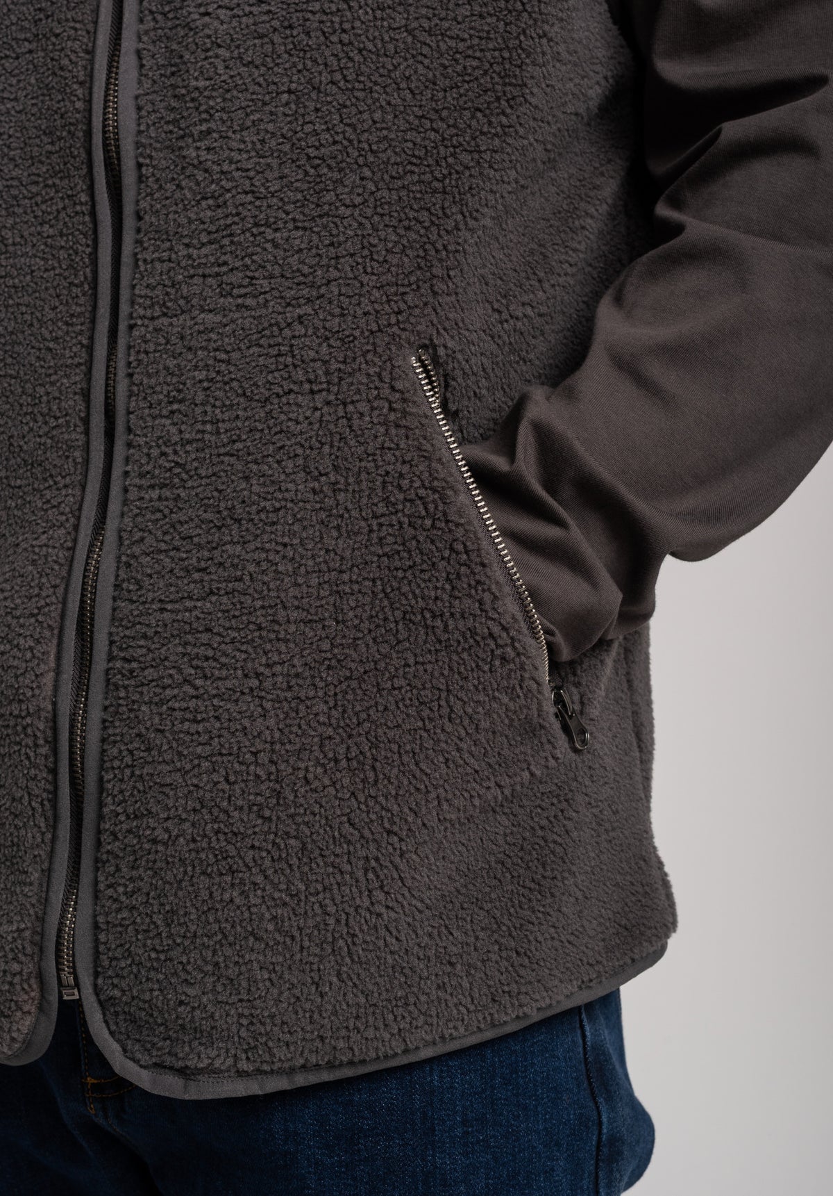 Rules Tareon Weste leadgrey – Detailansicht 2