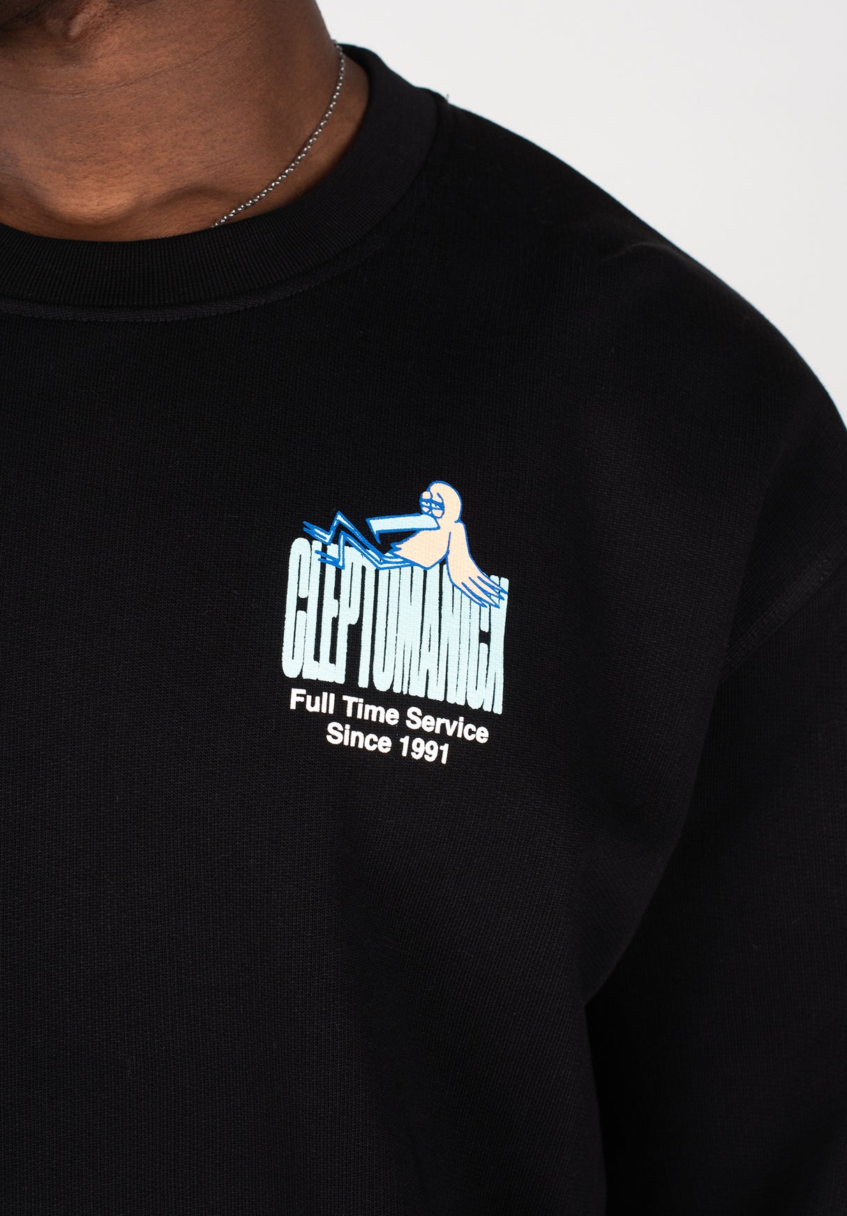 Full Time Service black Closeup1