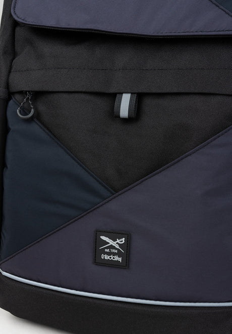 Tripster Day Pack black Closeup2