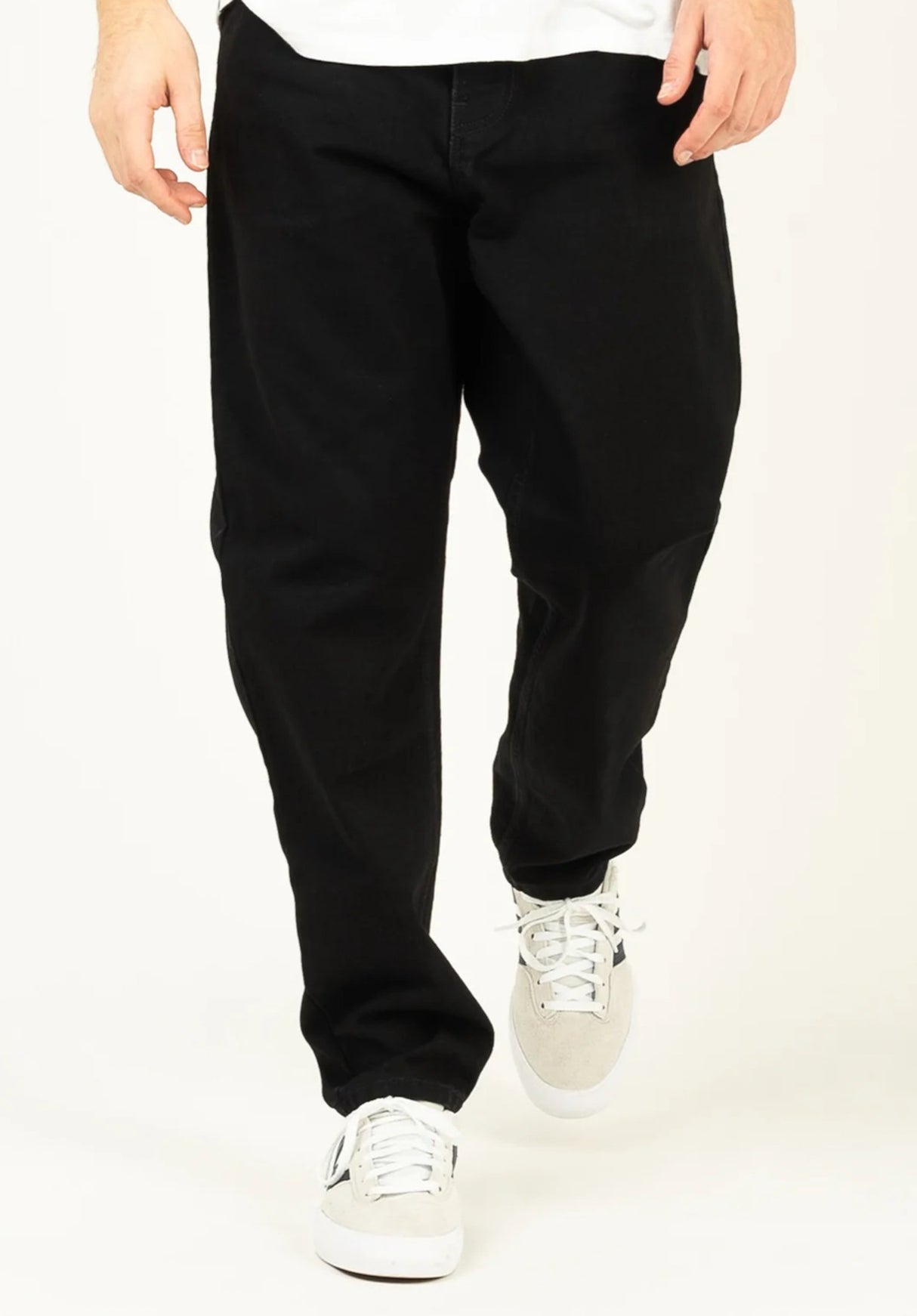 Newel Pant (Maitland / cropped) blackonewash Vorderansicht