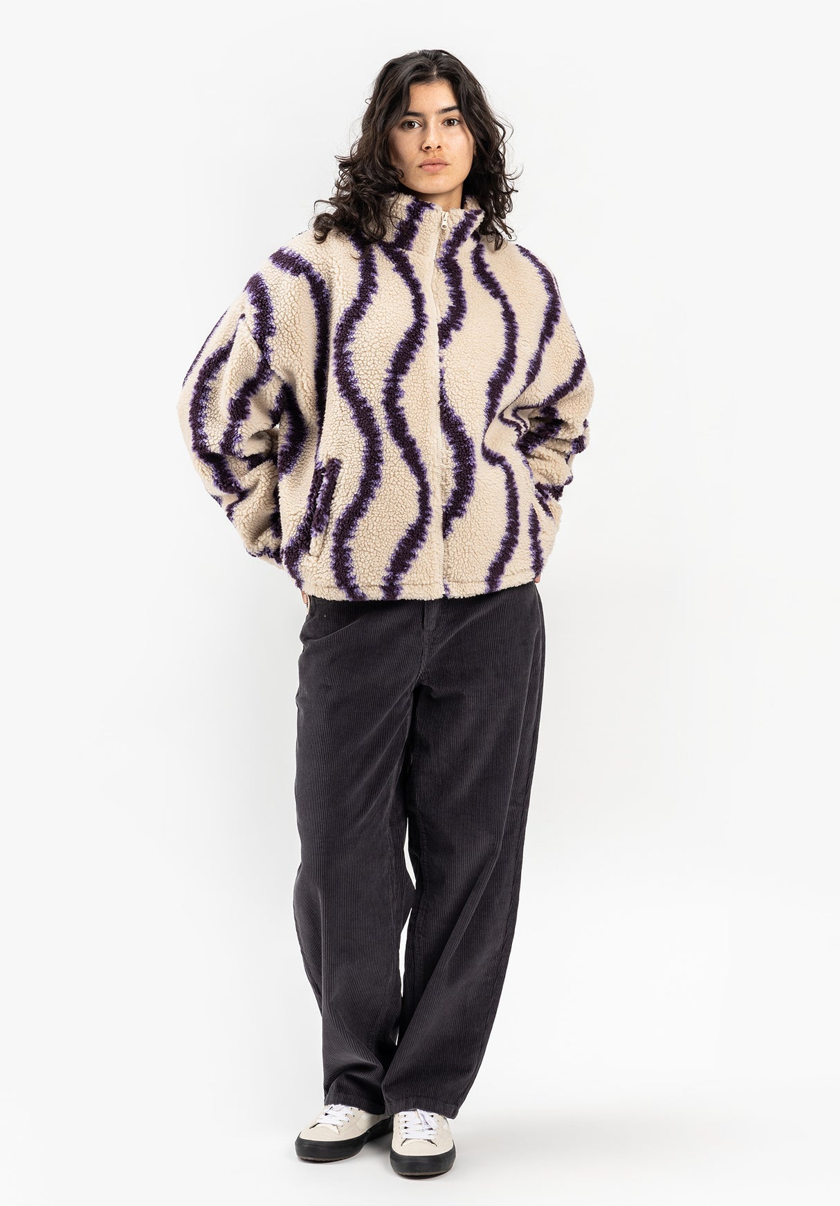 Nieva offwhite Closeup2