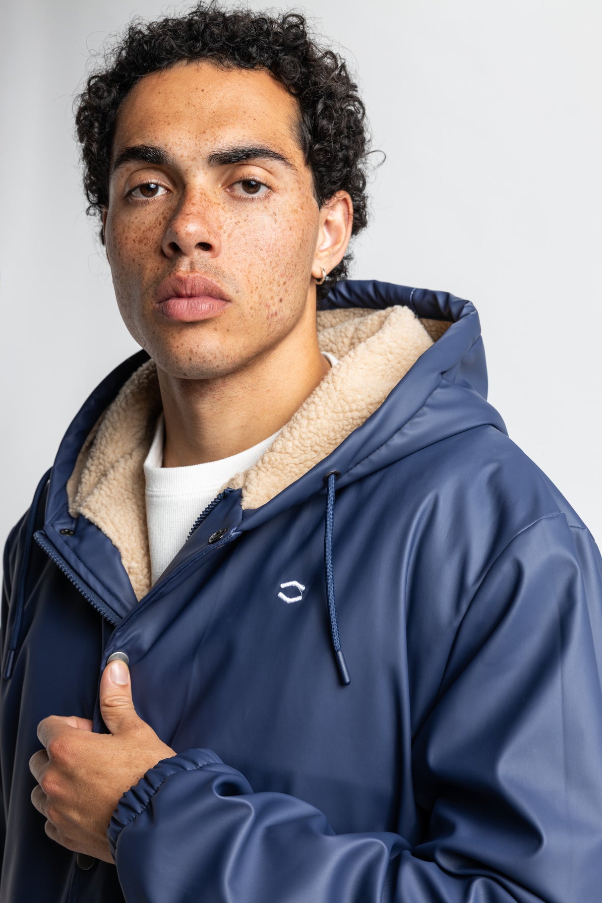 Henry navy Rueckenansicht