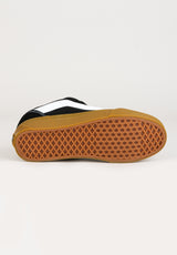 Knu Skool black-gum Closeup1