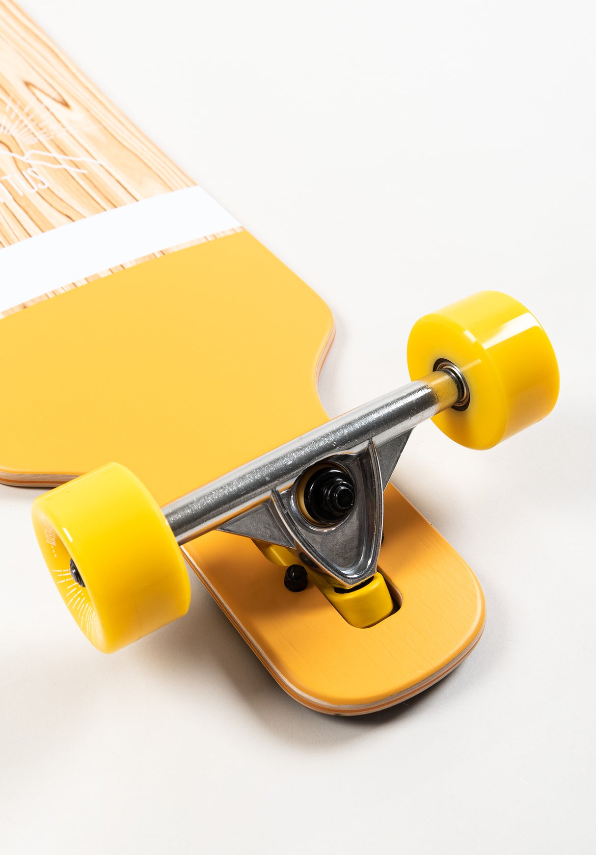 Mountain DT Kids natural-orange Closeup2