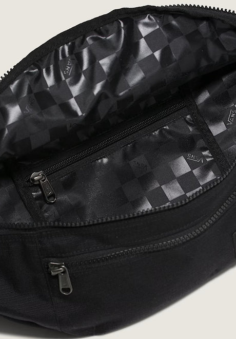 Ward Cross Body Pack black-black Closeup1