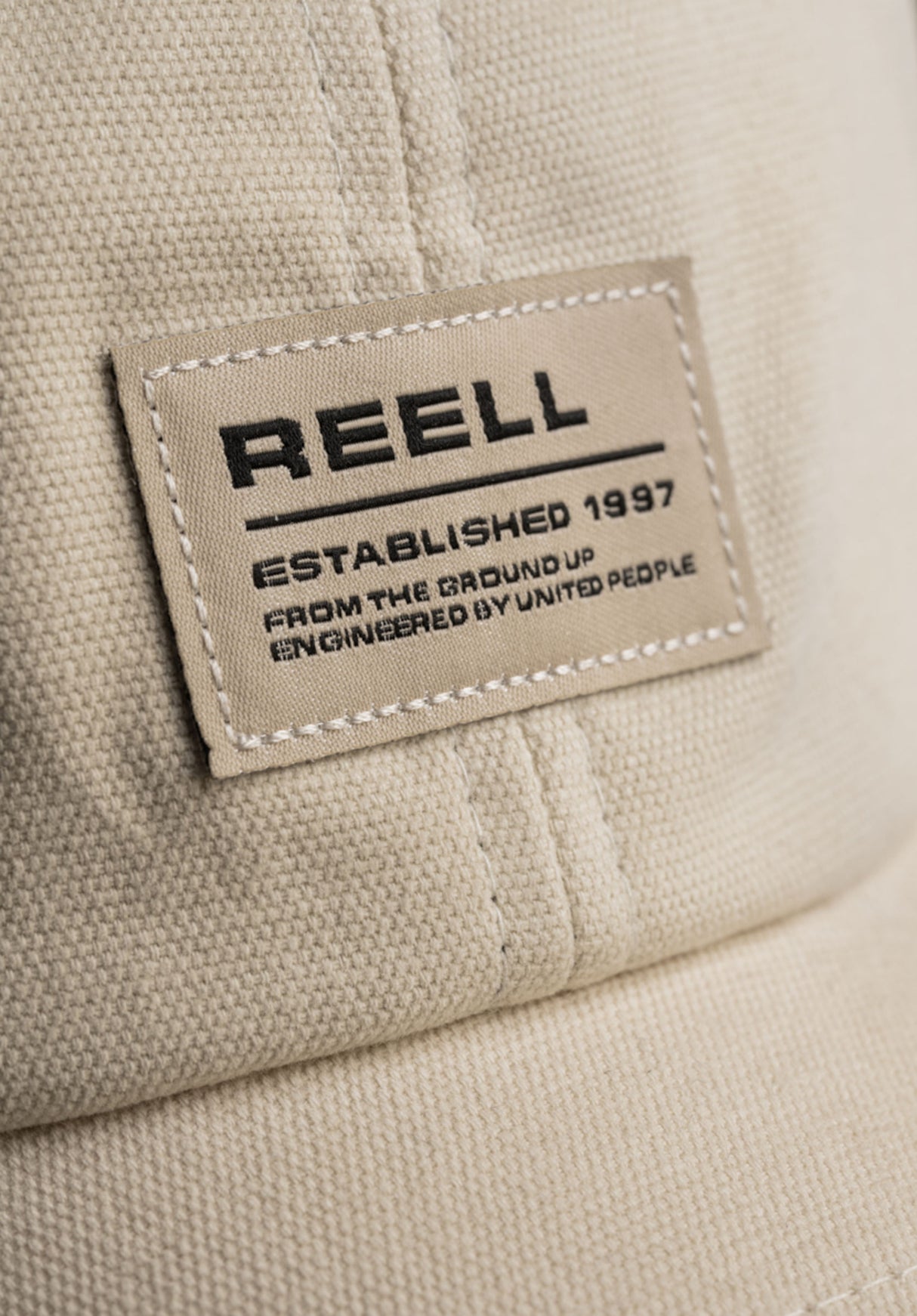 Zenith Cap oak Closeup1