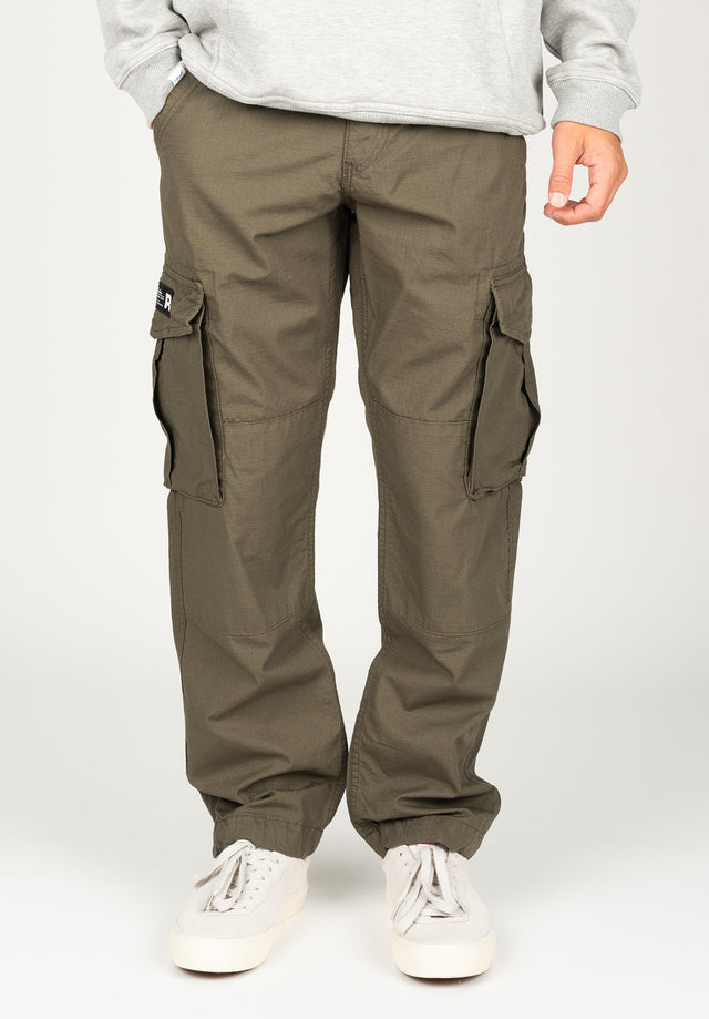 Leonard|1,82|L