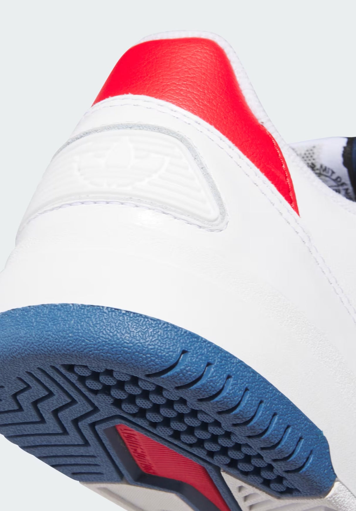 Tekkira Cup white-blue-red Oberansicht