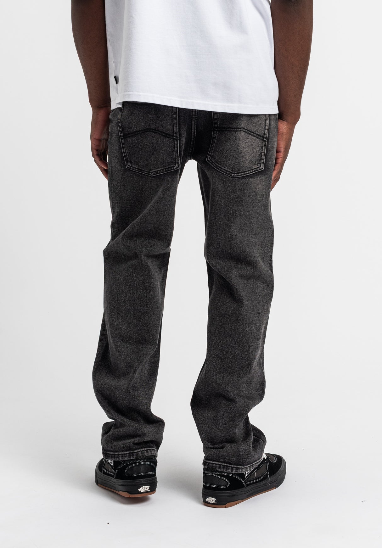 Taper Fit black-bleached Rueckenansicht