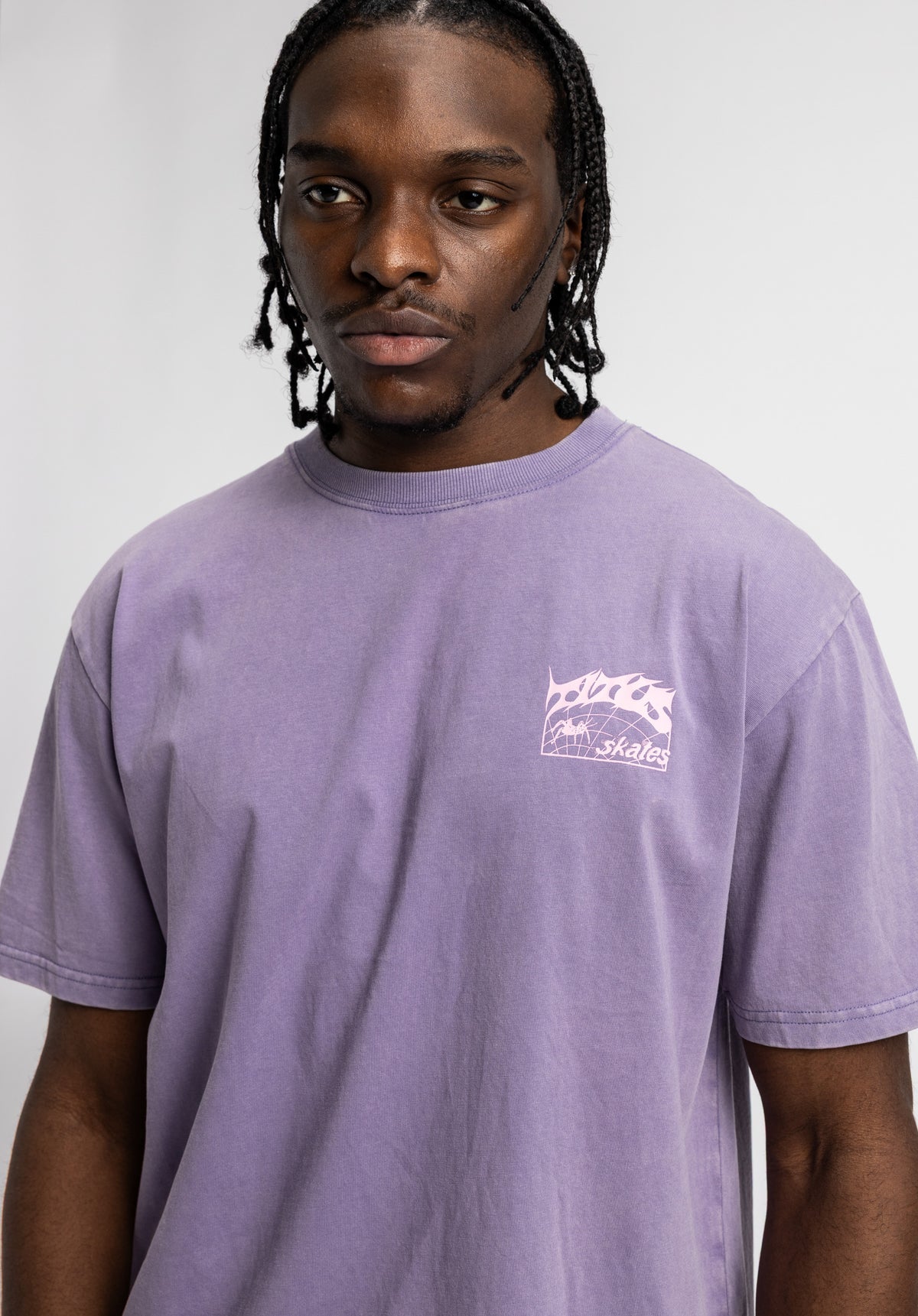 TITUS Heritage Clean T-Shirt darklilacfaded – Detailansicht 2