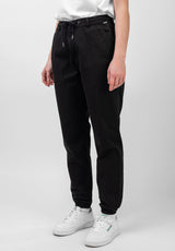 Lea|1,72|M