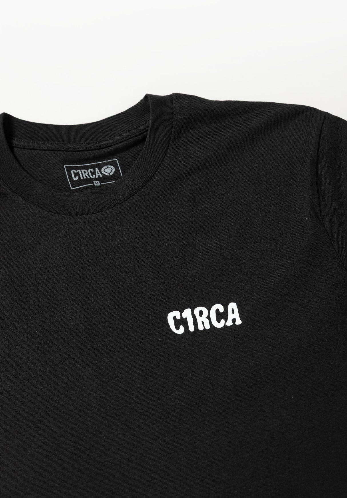 Supernatural Tee black Closeup2