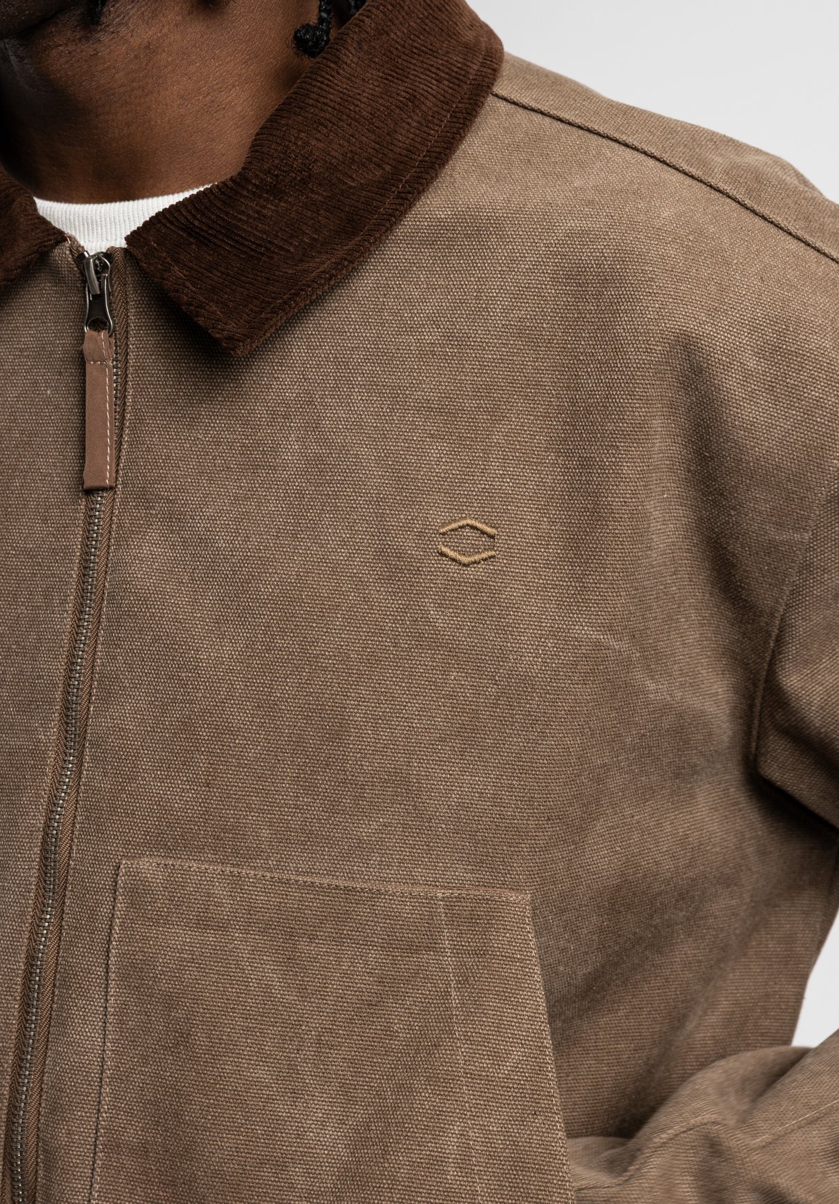 Adrik darkbrownwashed Oberansicht