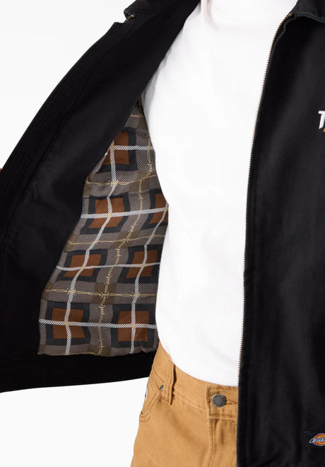 x Thrasher black Closeup2