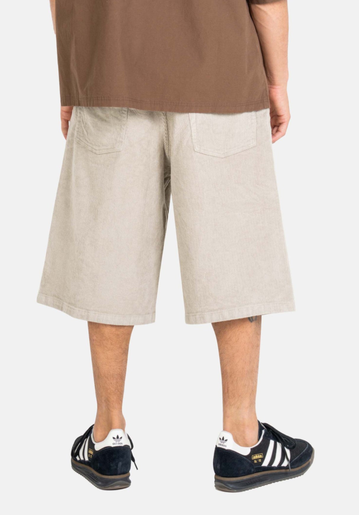 Belmont Baggy Short beige-cord Rueckenansicht