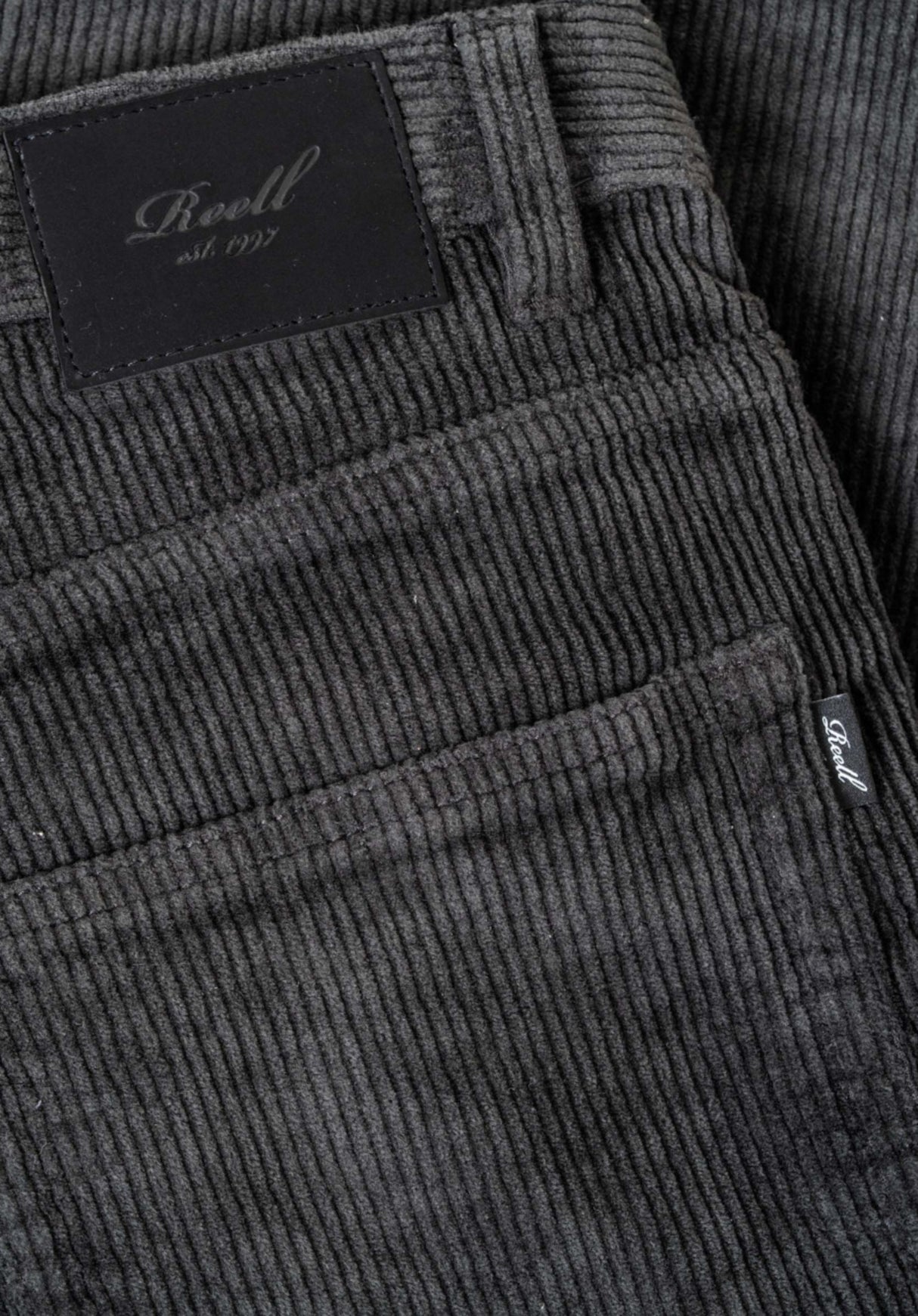 Belmont Baggy Short vulcangrey-cord Closeup2