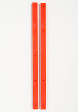 Rails red Rueckenansicht