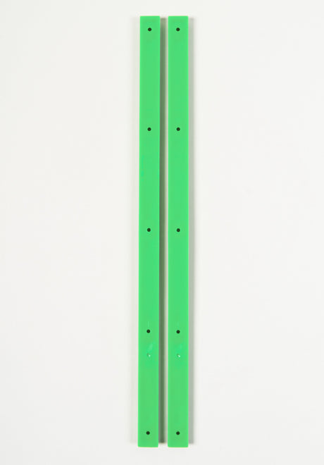 Rails green Rueckenansicht