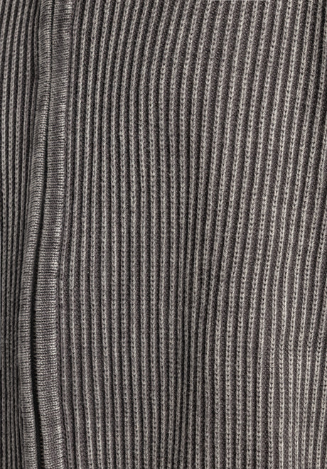 Matthew darkgrey Oberansicht