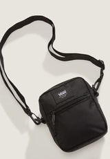 Bail Shoulder Bag black Closeup1