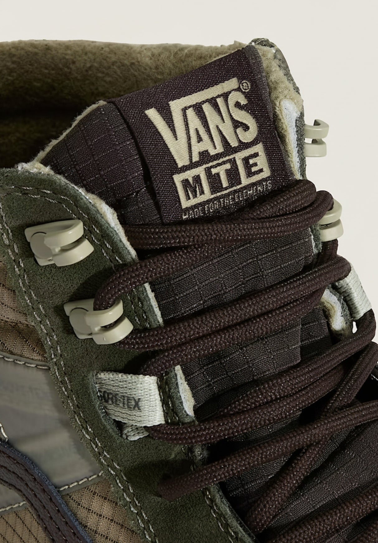 MTE Sk8-Hi Gore-Tex Insulated darkgreen-darkbrown Seitenansicht