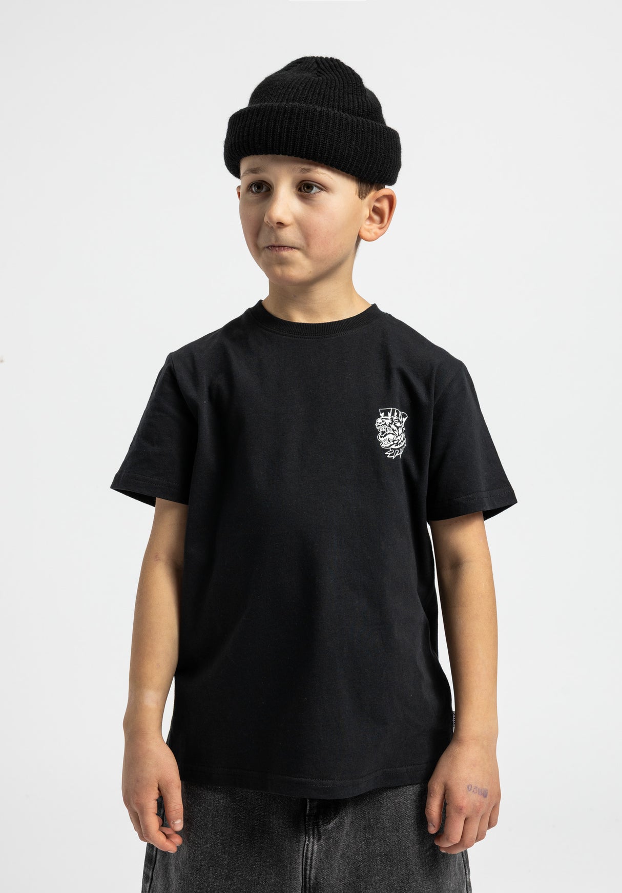 TITUS Bad Dog Kids black Closeup1