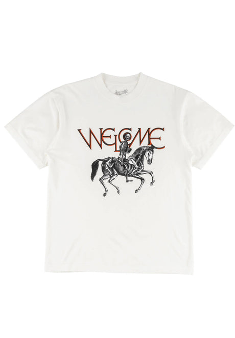 Equus white Vorderansicht