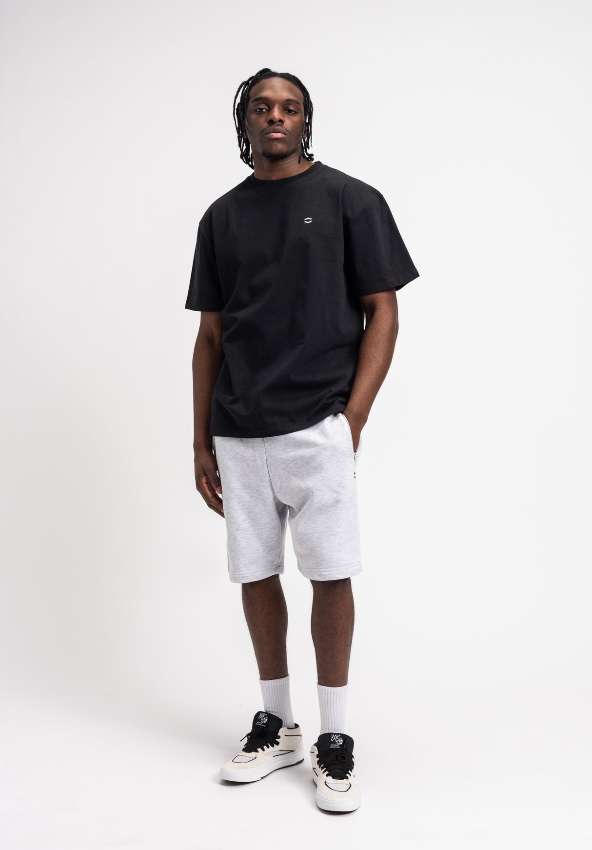 HXGN black Closeup2