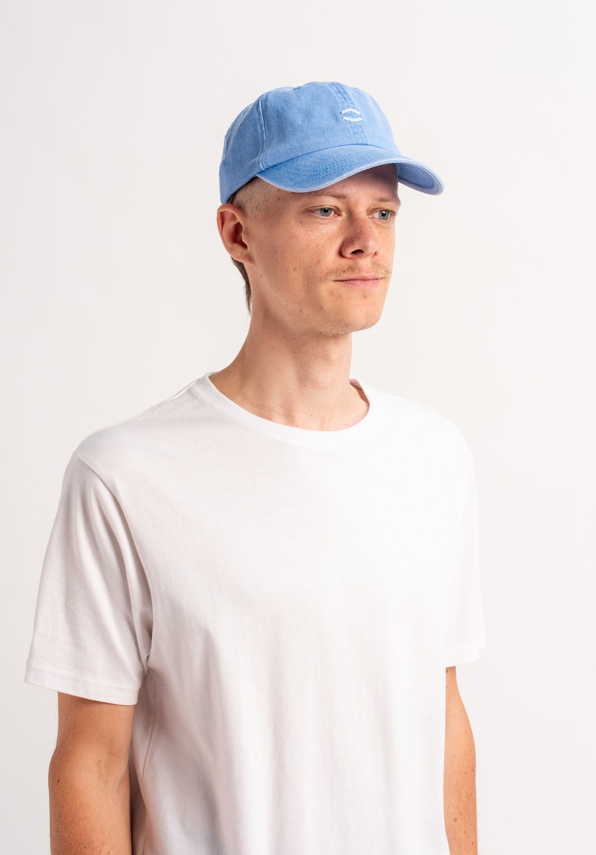 HXGN Icon Dad Cap lightbluefaded Closeup1