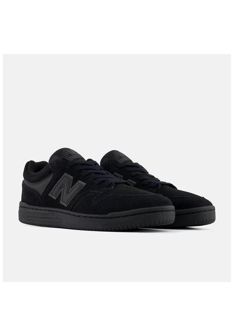 NM480 black-black Rueckenansicht