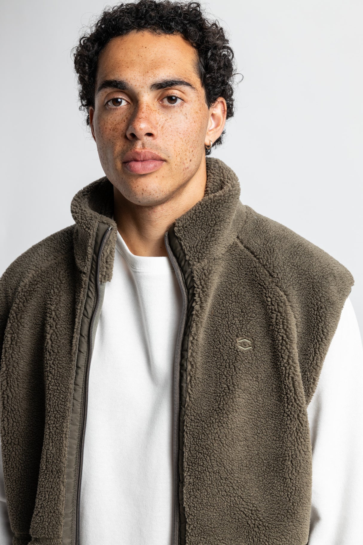 Ethan darkolive Closeup2