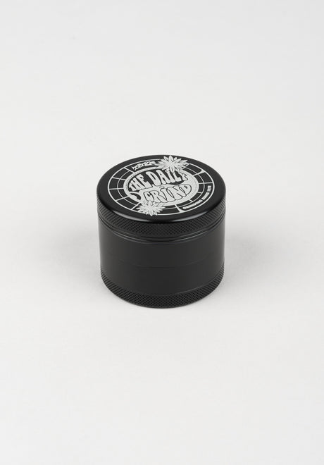 The Daily Grind Metal 4 Parts black-black Vorderansicht