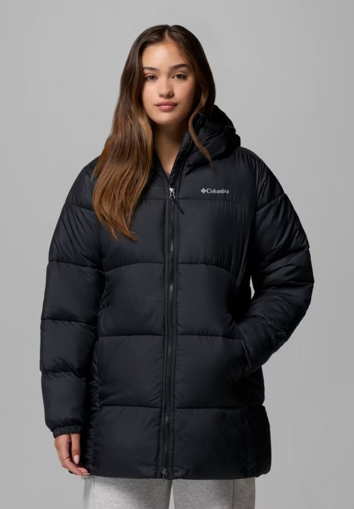 Puffect II Mid Hooded black Vorderansicht