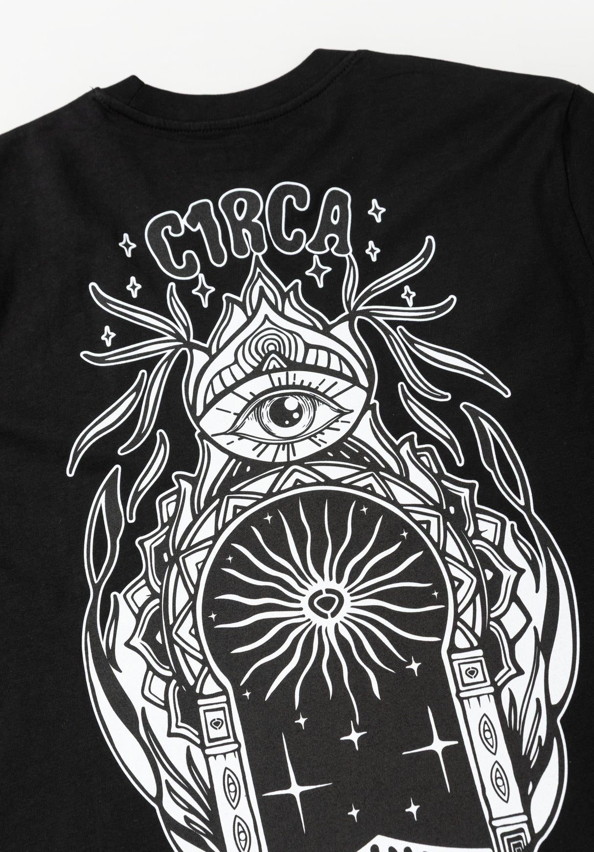 Supernatural Tee black Closeup1