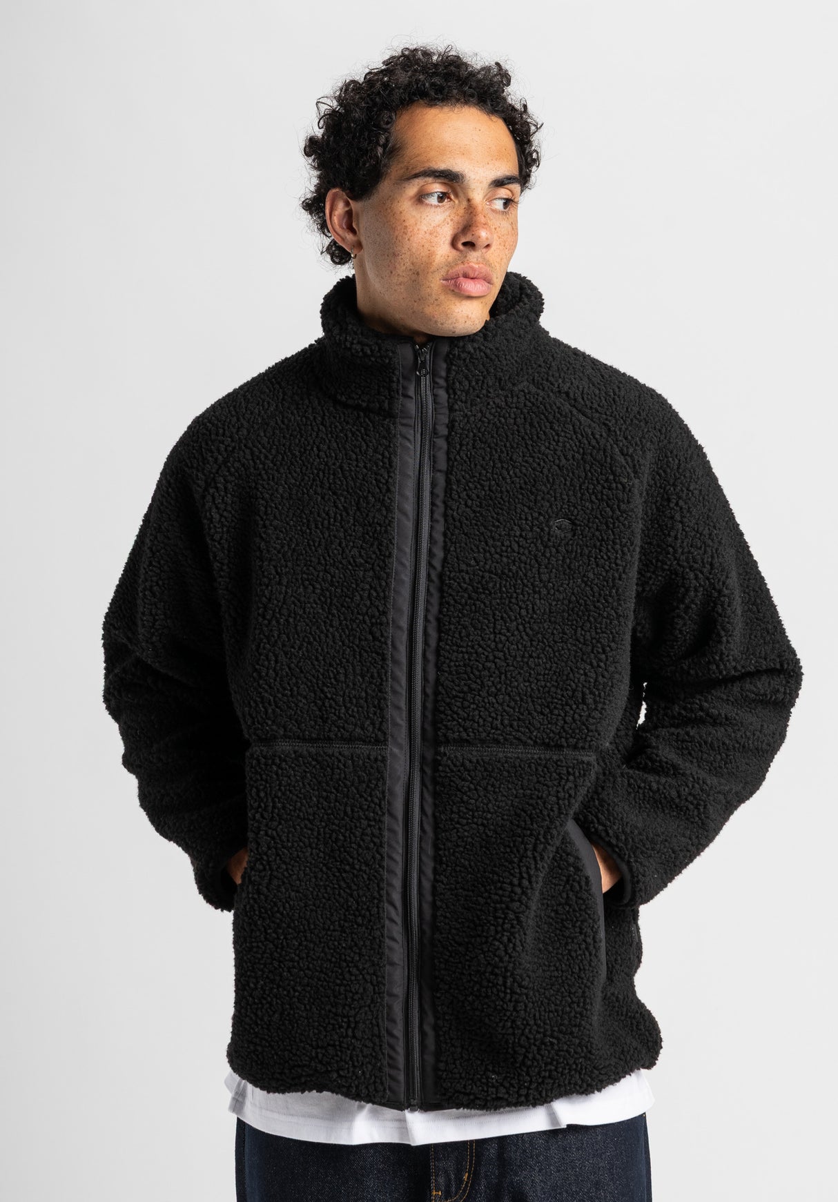 Ethan black Vorderansicht