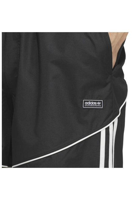 FSBS Offside black-black Closeup1