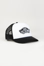 Classic Patch Curved Bill Trucker black-white Vorderansicht