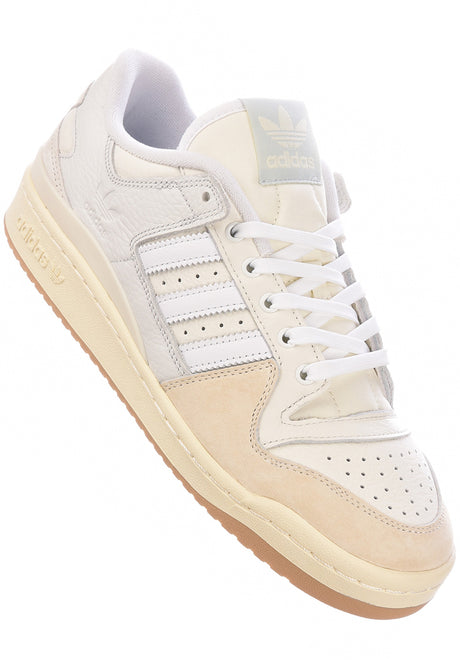 Forum 84 Low ADV chalkwhite Vorderansicht