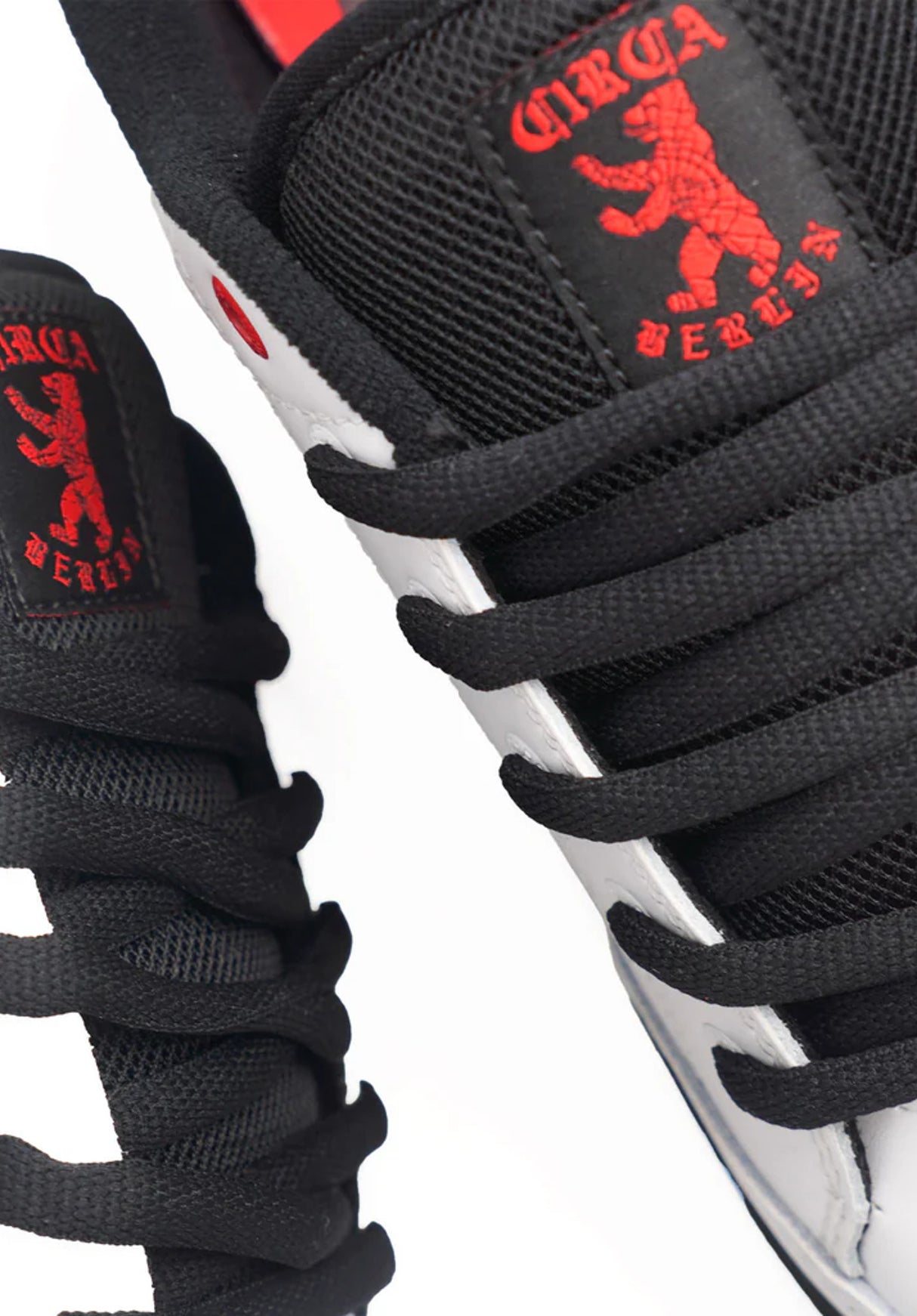 Lopez 50 x Manhole white-black-red Seitenansicht