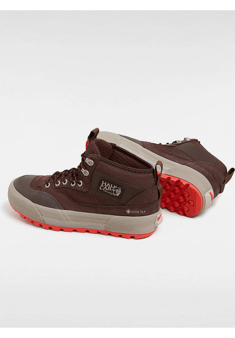 MTE Half Cab Gore-Tex bitterchocolate Closeup1