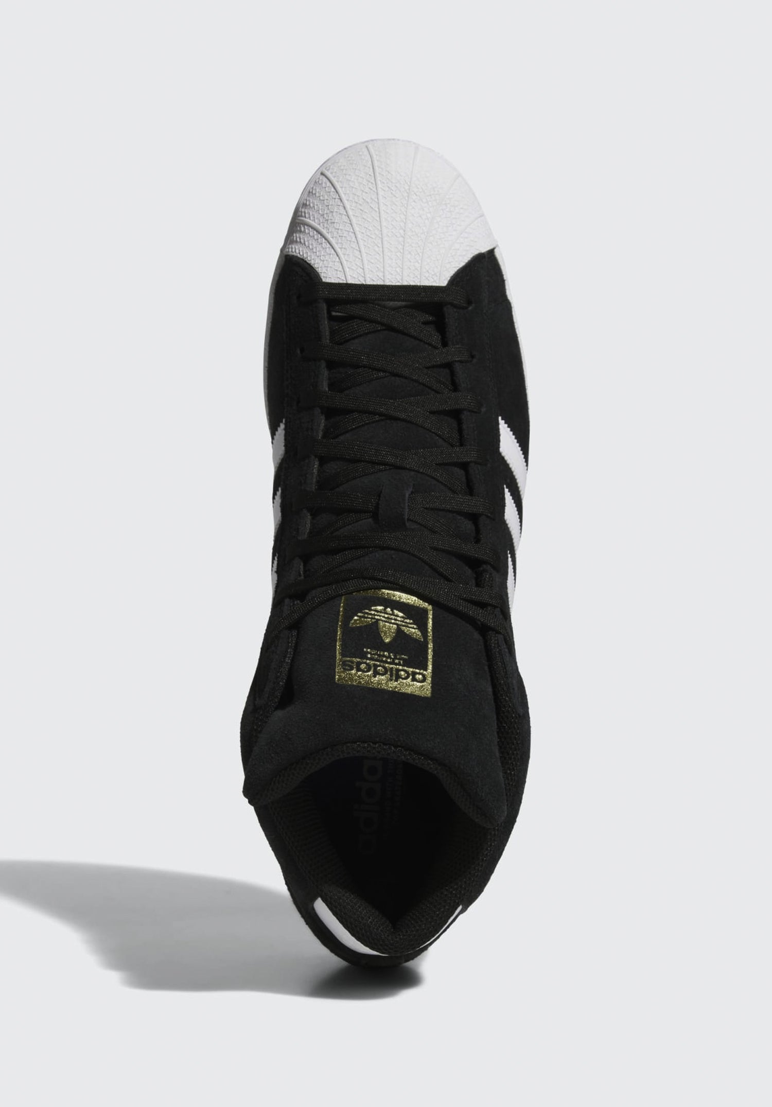 Pro Model ADV coreblack-white-gold Closeup1 Zoom Image