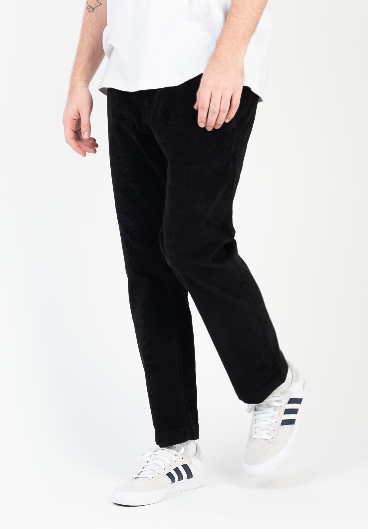 Reflex Loose Chino black-cord Close-Up2