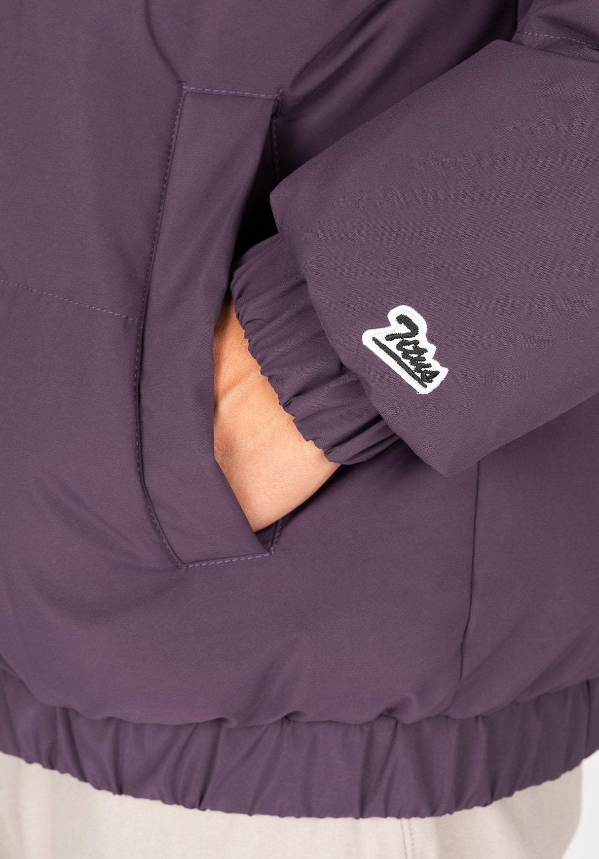 Toni|1,83|L