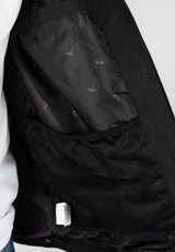 Terance Anorak uniblack Close-Up1