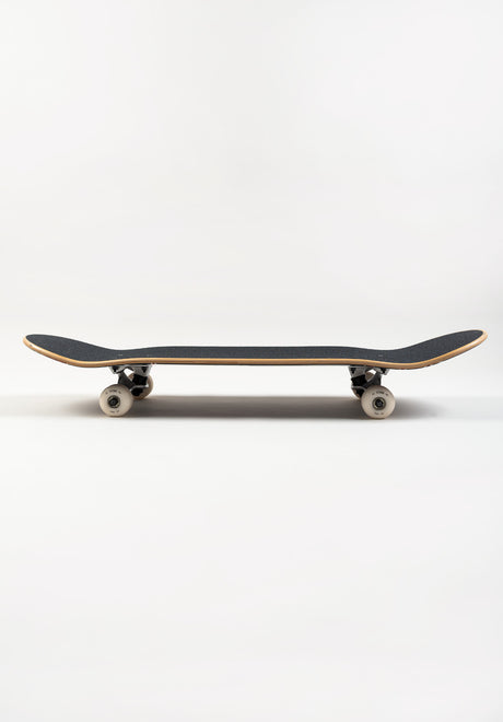 Triple Classic Logo black-stained Closeup1